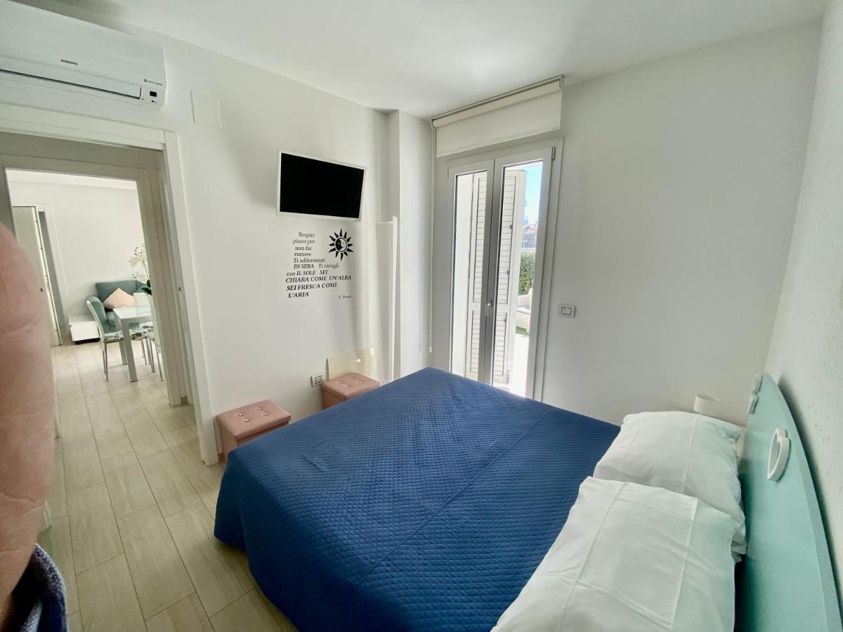 Appartamento Al Mare Con Giardino, Spiaggia E Piscina Alba Adriatica Exterior photo